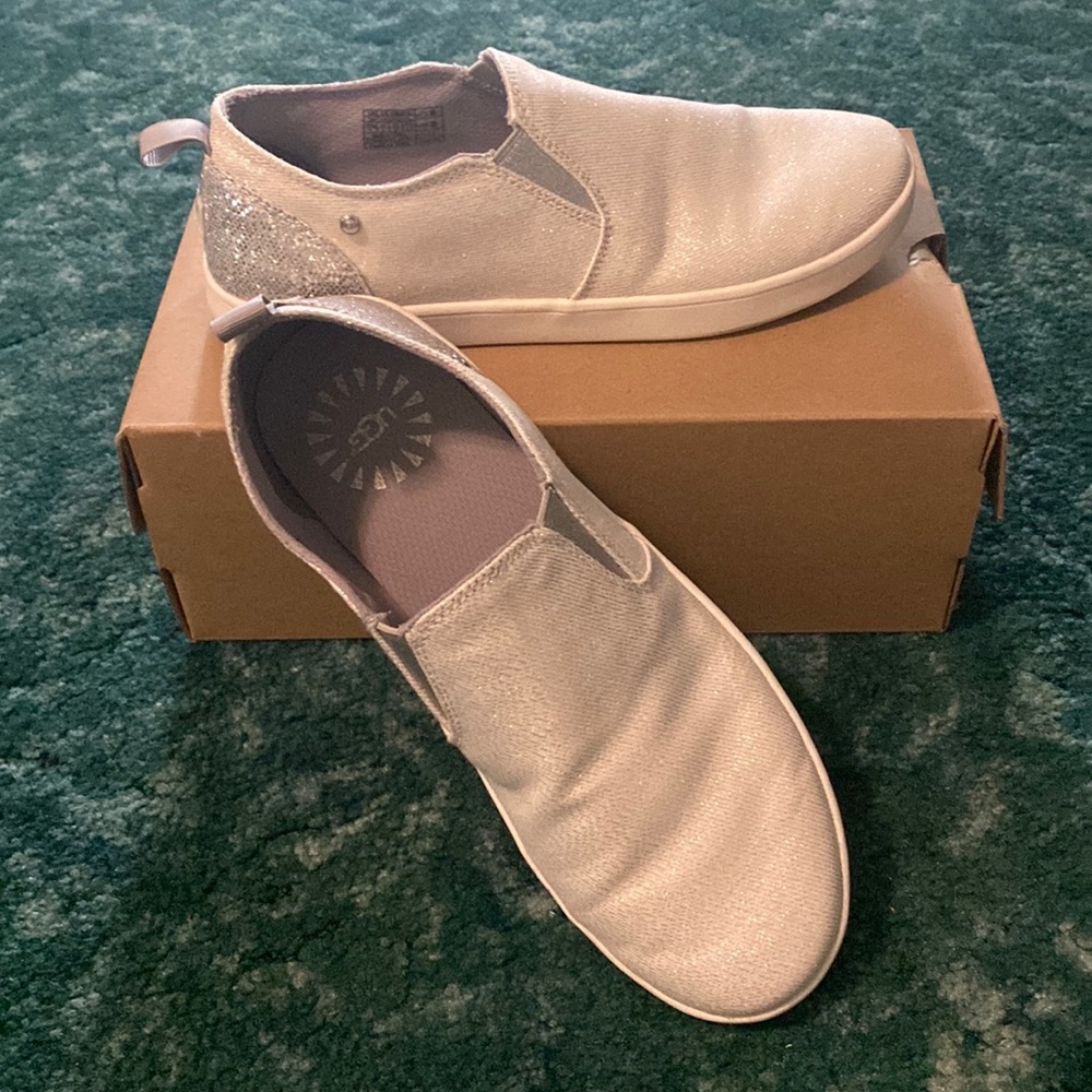 COPY - Sliver Ugg Slip-ons